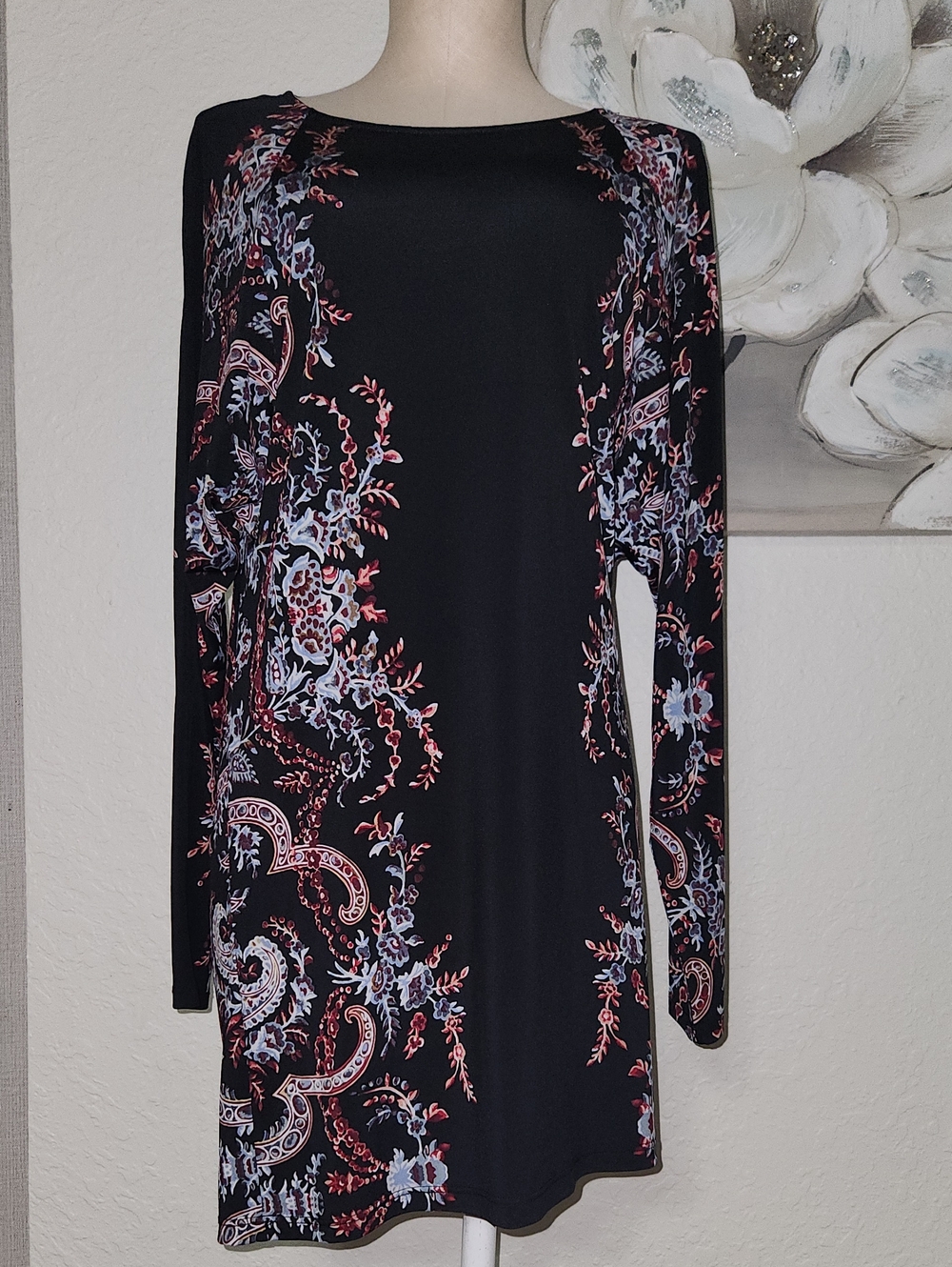 BCBGMaxAzria Black Floral-Paisley Long Sleeve Shift Dress